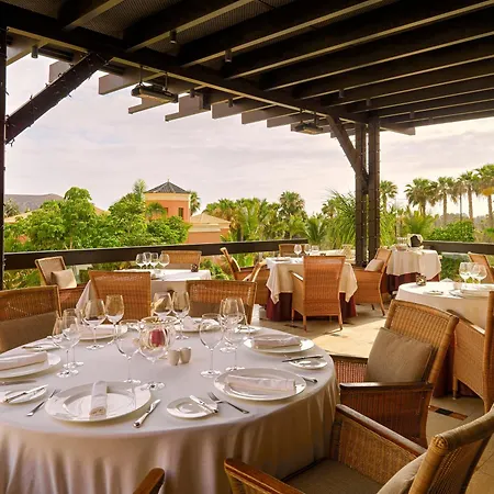 Otel Madrigueras Golf & - Adults Only 5*