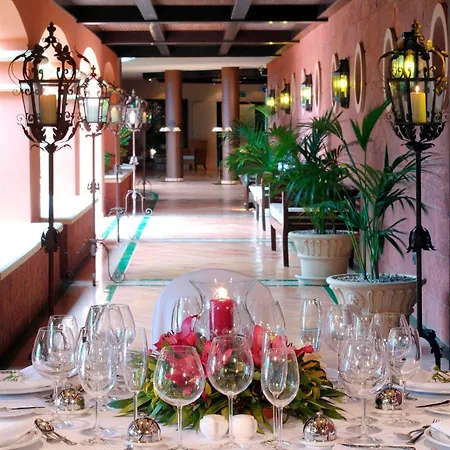 Madrigueras Golf & - Adults Only Otel 5*