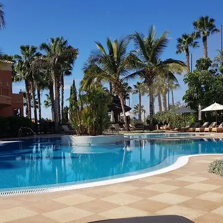Otel Madrigueras Golf & - Adults Only