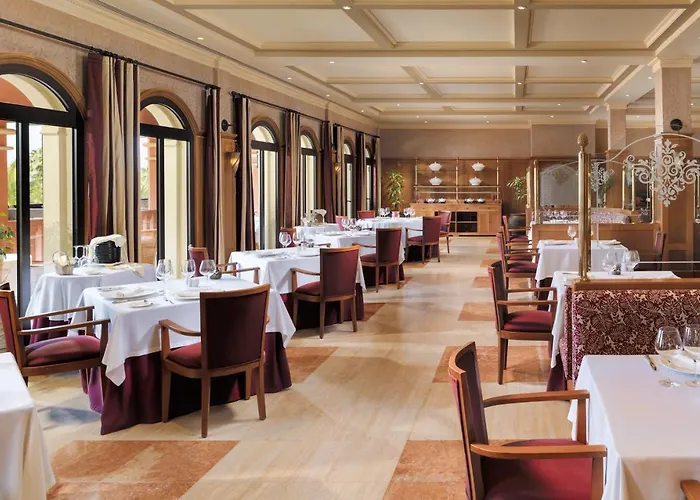 Madrigueras Golf & - Adults Only מלון