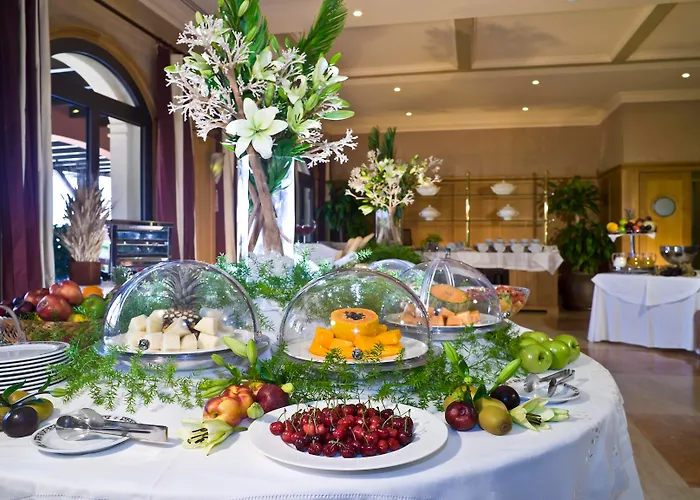 מלון Madrigueras Golf & - Adults Only